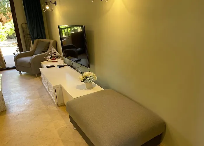 El Gouna South Marina Townhouse 3 Bedrooms Apartment *